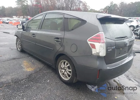 2017 Toyota Prius V Two z USA, uszkodzony, nr VIN JTDZN3EU4HJ061024